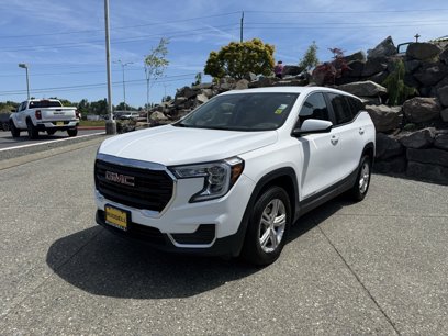 Used 2024 GMC Terrain SLE