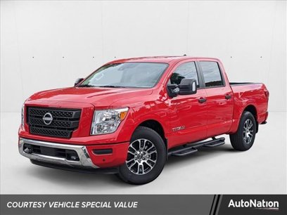 New 2024 Nissan Titan SV w/ SV Convenience Package