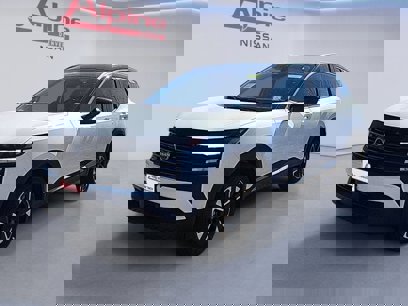 New 2025 Nissan Kicks SV w/ SV Premium Package