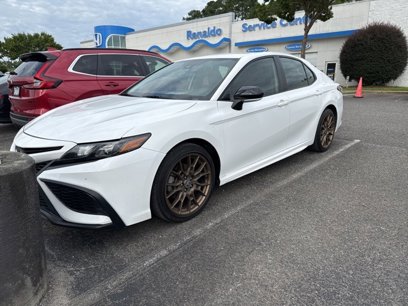 Used 2023 Toyota Camry SE