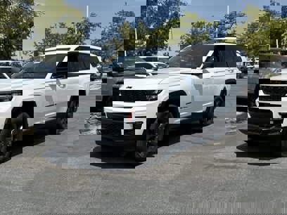 New 2025 Jeep Grand Cherokee L Limited w/ Luxury Tech Group II
