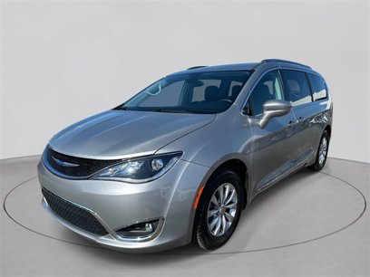 Used 2018 Chrysler Pacifica Touring-L