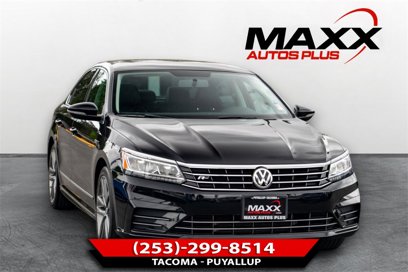 Used 2017 Volkswagen Passat 1.8T R-Line w/ R-Line Lighting Package