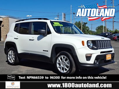 Certified 2022 Jeep Renegade Latitude w/ Convenience Group