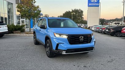 New 2025 Honda Pilot TrailSport