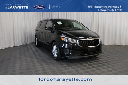 Used 2017 Kia Sedona LX w/ LX Essentials Premium Package