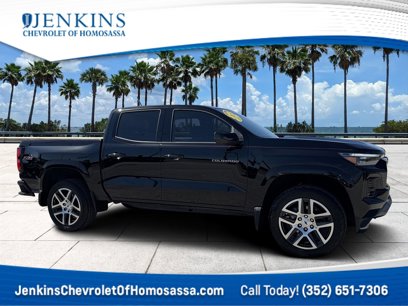Used 2023 Chevrolet Colorado Z71 w/ Z71 Convenience Package 2