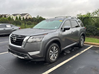 Used 2024 Nissan Pathfinder SL