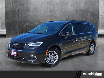 Used 2022 Chrysler Pacifica Touring-L
