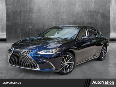 Used 2025 Lexus ES 300h w/ Premium Package