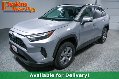 Used 2022 Toyota RAV4 XLE w/ Convenience Package
