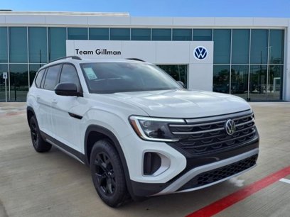 New 2025 Volkswagen Atlas Peak Edition SE