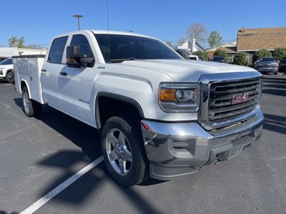 Used 2019 GMC Sierra 2500 4x4 Crew Cab w/ Sierra Convenience Package