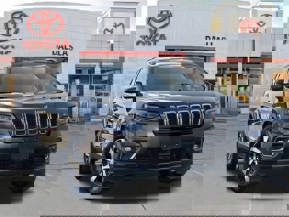 Used 2019 Jeep Cherokee Limited w/ Technology Group