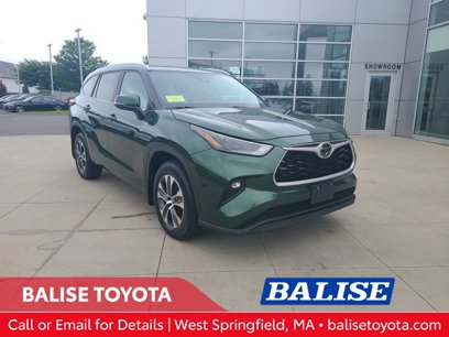 Used 2023 Toyota Highlander XLE