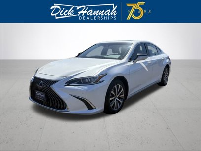 Used 2020 Lexus ES 300h w/ Premium Package