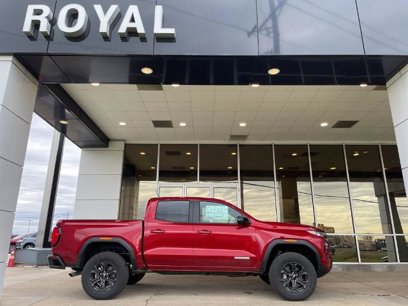 New 2025 GMC Canyon Elevation w/ Convenience Package
