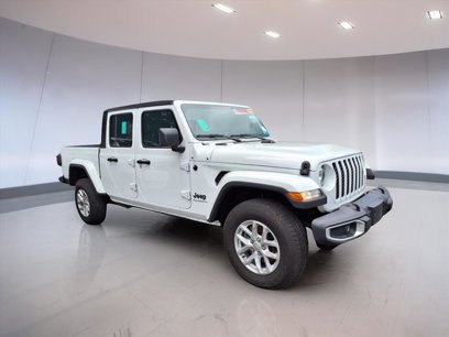 Used 2023 Jeep Gladiator Sport