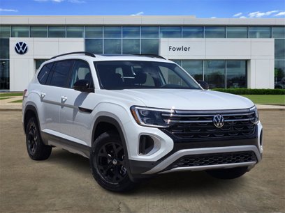 New 2025 Volkswagen Atlas Peak Edition SE