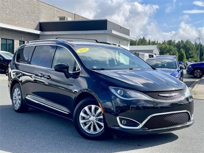 Used 2019 Chrysler Pacifica Touring-L