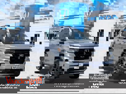 New 2025 Honda Pilot TrailSport