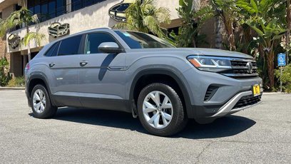 Used 2022 Volkswagen Atlas Cross Sport SE