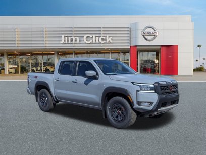 New 2025 Nissan Frontier PRO-4X w/ Pro Convenience Package
