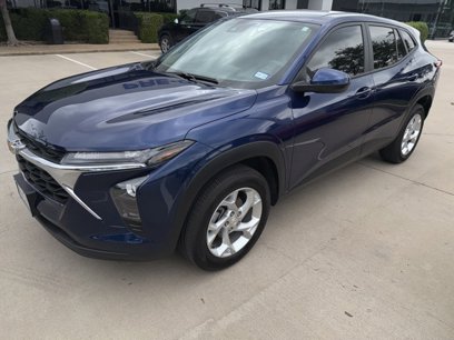 Used 2024 Chevrolet Trax LS w/ LS Convenience Package