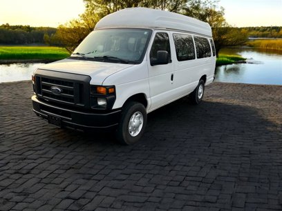 Used 2011 Ford E-350 and Econoline 350 Extended Super Duty w/ PWR Group