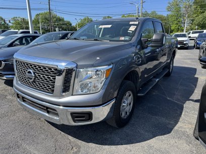 Used 2017 Nissan Titan SV