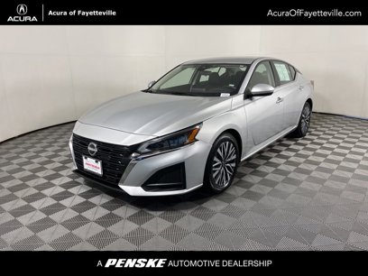 Used 2023 Nissan Altima 2.5 SV