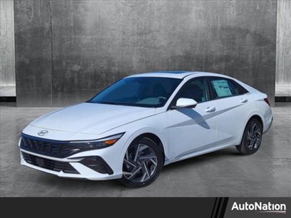 New 2025 Hyundai Elantra SEL