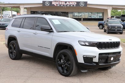 Used 2025 Jeep Grand Cherokee L Limited w/ Black Appearance Package