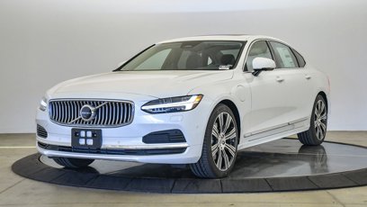New 2025 Volvo S90 T8 Ultra