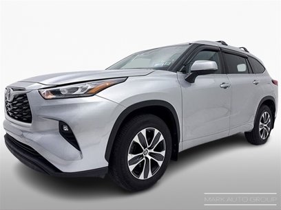 Used 2021 Toyota Highlander XLE
