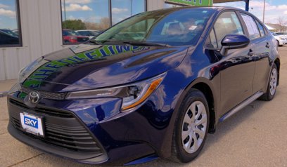 Used 2025 Toyota Corolla LE