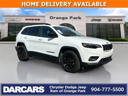 Used 2023 Jeep Cherokee Altitude Lux