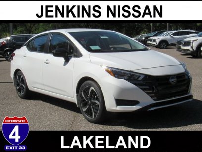 New 2025 Nissan Versa SR w/ Trunk Package
