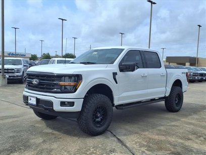 New 2025 Ford F150 XLT w/ Equipment Group 302A MID