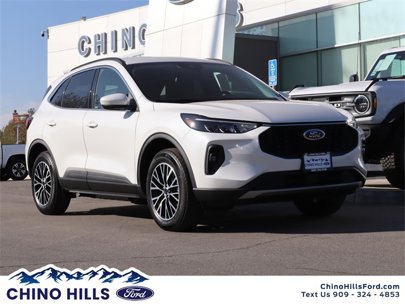 New 2025 Ford Escape SE
