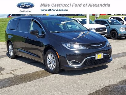 Used 2018 Chrysler Pacifica Touring Plus