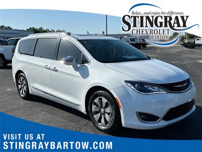 Used 2018 Chrysler Pacifica Limited w/ Advanced Safetytec Group