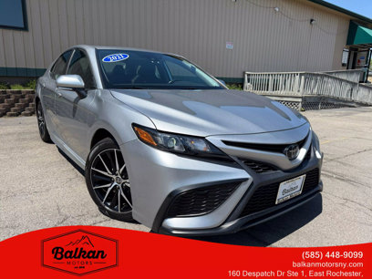 Used 2021 Toyota Camry SE w/ Cold Weather Package