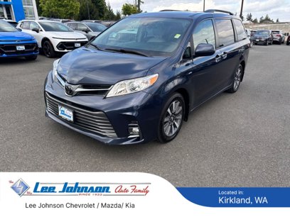 Used 2018 Toyota Sienna XLE