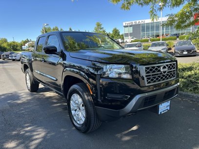 Used 2023 Nissan Frontier SV