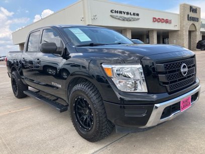 Used 2023 Nissan Titan SV