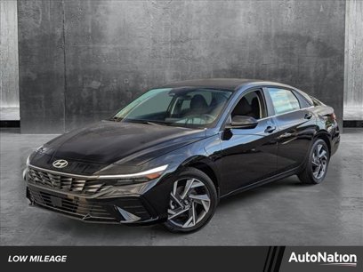 Used 2025 Hyundai Elantra SEL