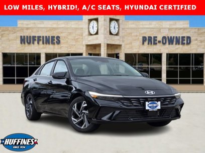 Certified 2025 Hyundai Elantra Limited