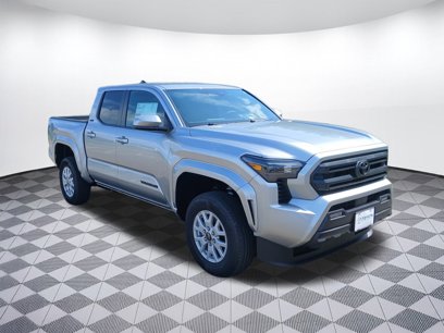 New 2025 Toyota Tacoma SR5