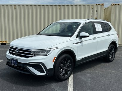 Used 2024 Volkswagen Tiguan SE w/ MDO Package, Three-Row